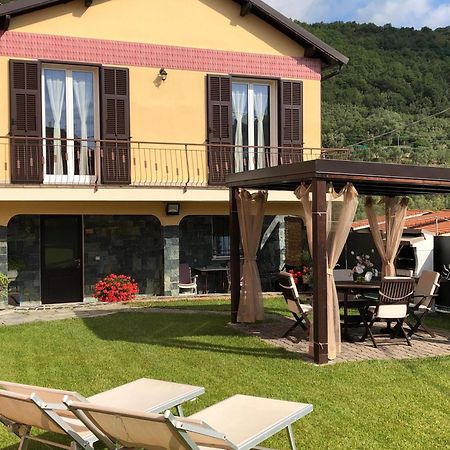 Casa Ginni Con Piscina E Giardino Caravonica 外观 照片