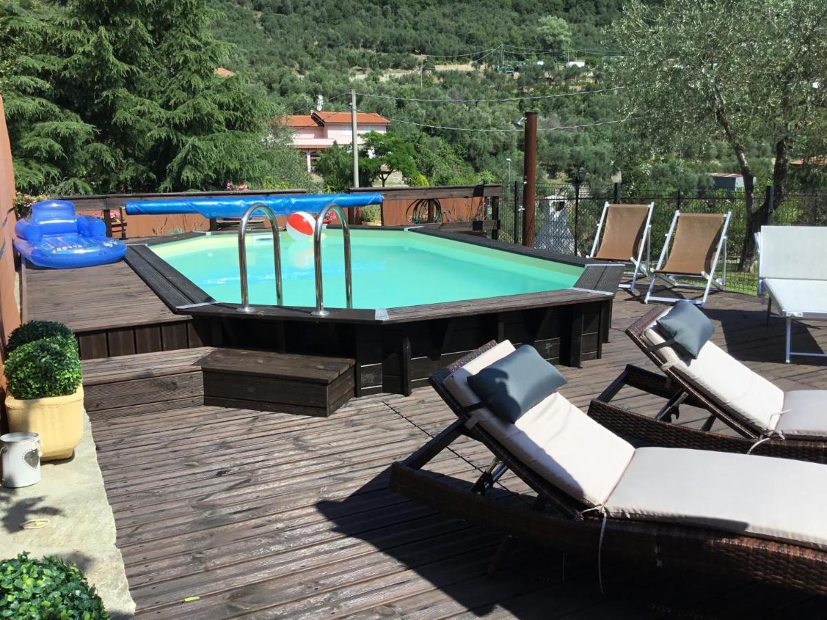 Casa Ginni Con Piscina E Giardino Caravonica 外观 照片
