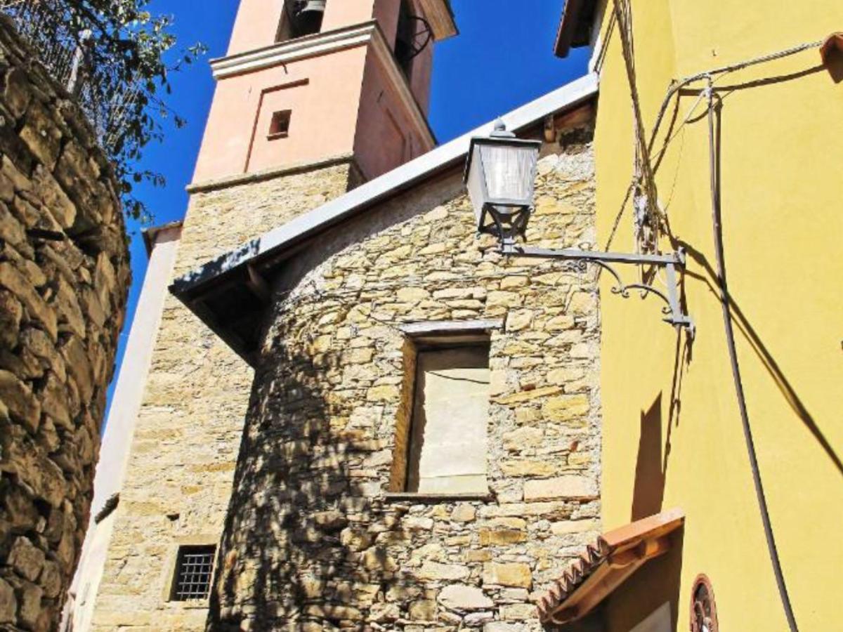 Casa Ginni Con Piscina E Giardino Caravonica 外观 照片